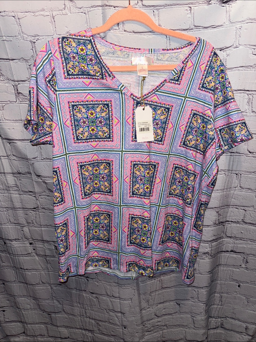 V-Neck Short Sleeve Tile Print Top - Pink Multi